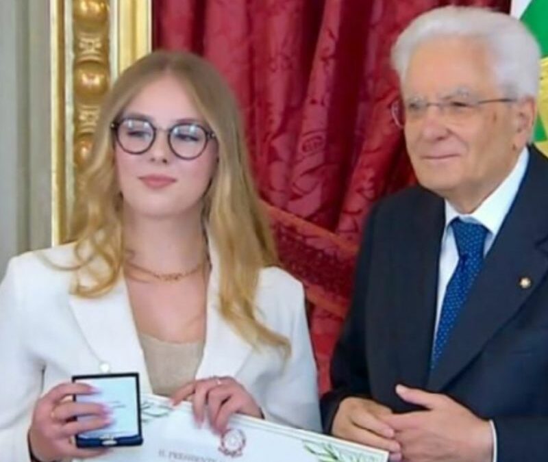 Chiara, Alfiere della Repubblica per il suo impegno